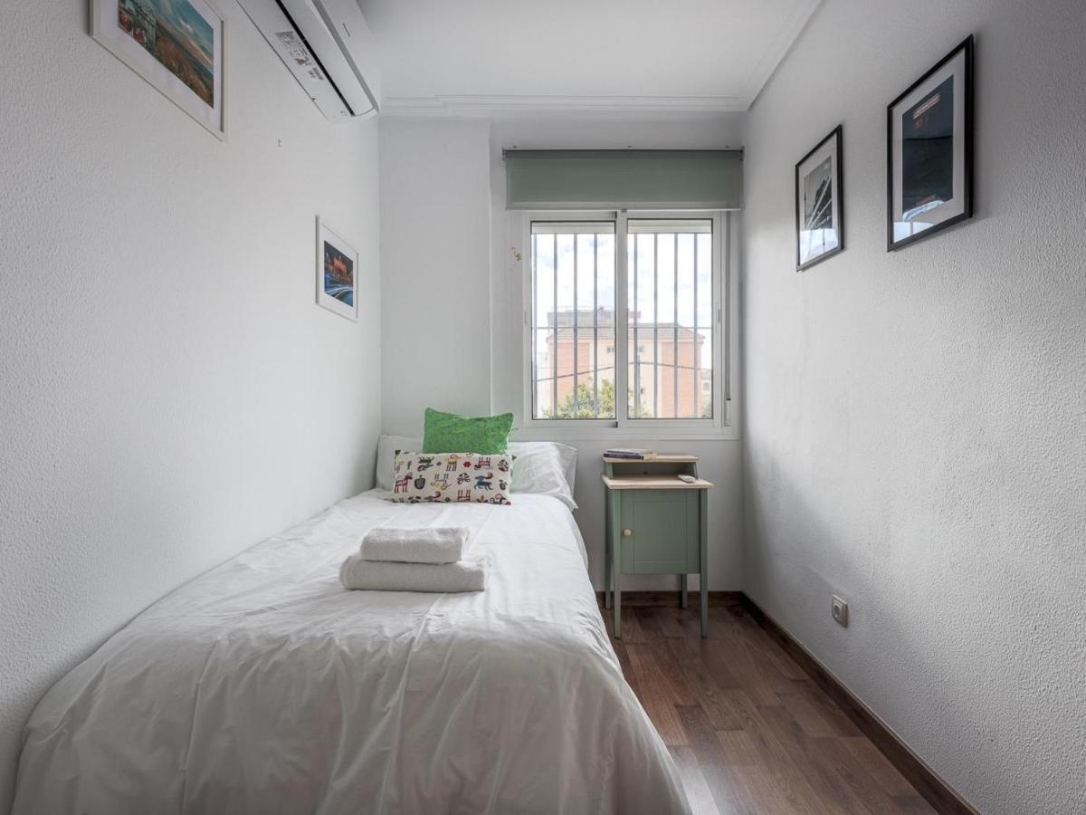 Elegante Apt Luminoso Y Tranquilo De 2 Hab Sevilla Wifi-Ful Parking Inc 外观 照片